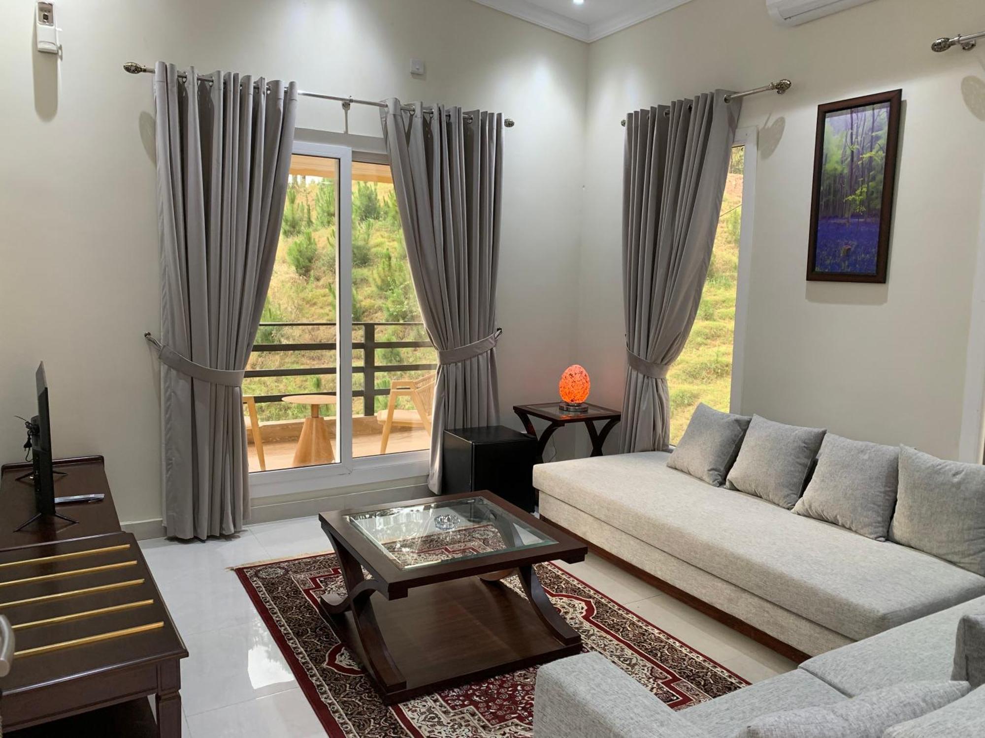 Hidden Hills Hotel & Resort Mansehra Exteriör bild
