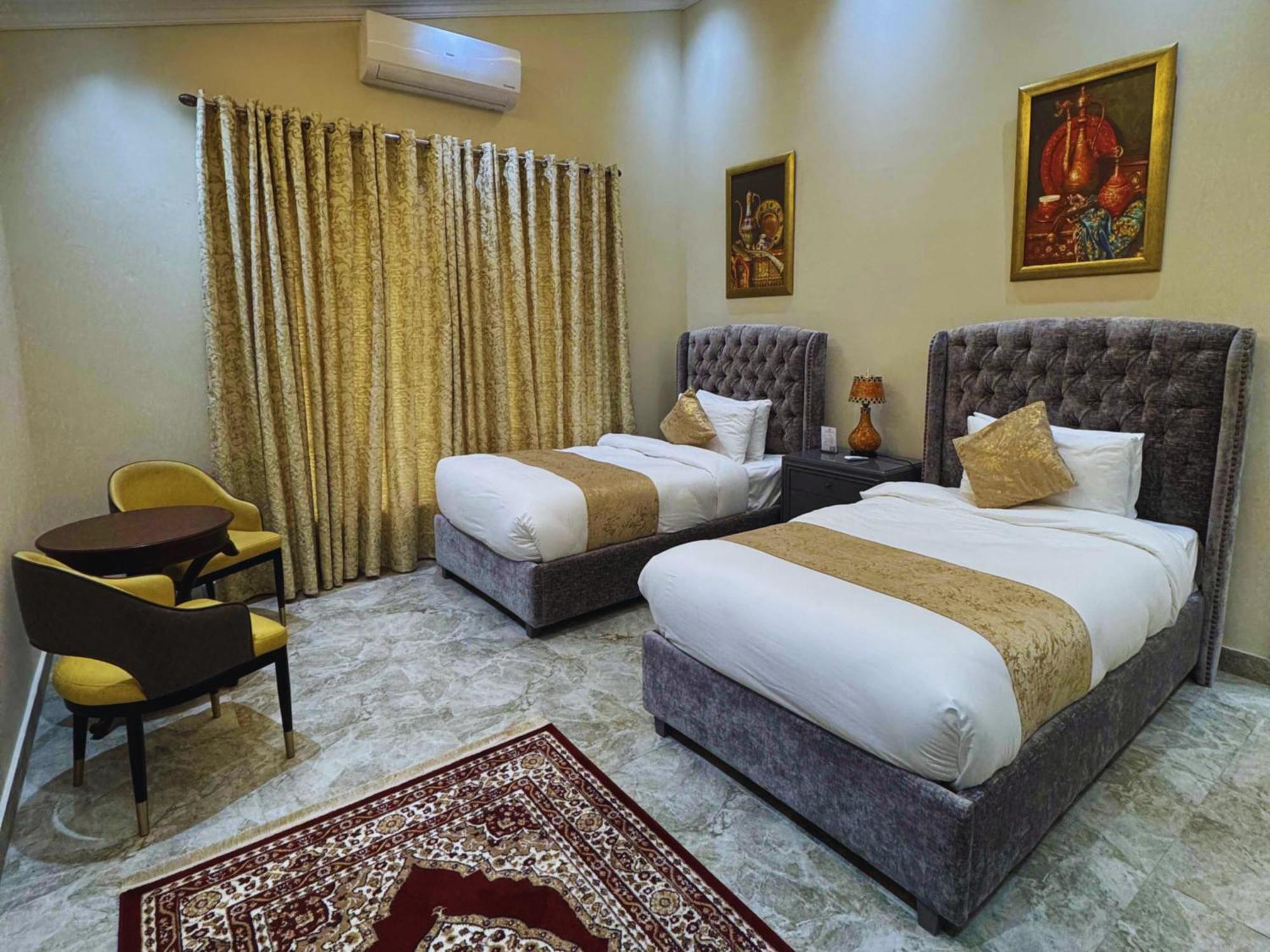 Hidden Hills Hotel & Resort Mansehra Exteriör bild